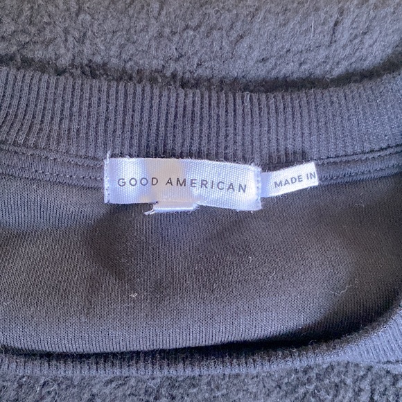 Good American sweater. Size. 2 - Picture 2 of 5